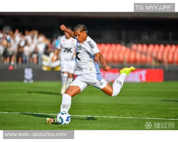 米兰关注科林蒂安门将索萨转会事宜身价在1000万到1500万欧元之间