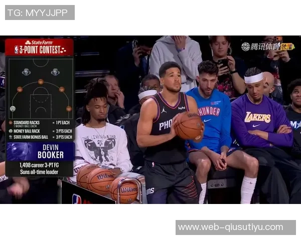 布克首节狂砍20分半场16中10轰下27分展现无解状态助力球队争胜