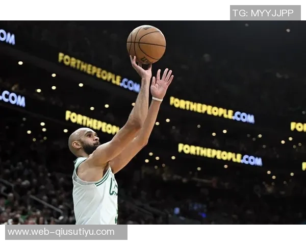 德里克怀特错失关键三分表现不佳全场21投仅7中并送出4次失误