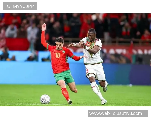 皇马关注24岁摩洛哥中场艾纳维球员目前效力于罗马